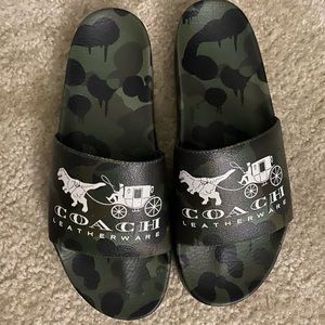 Mens coach camo slide